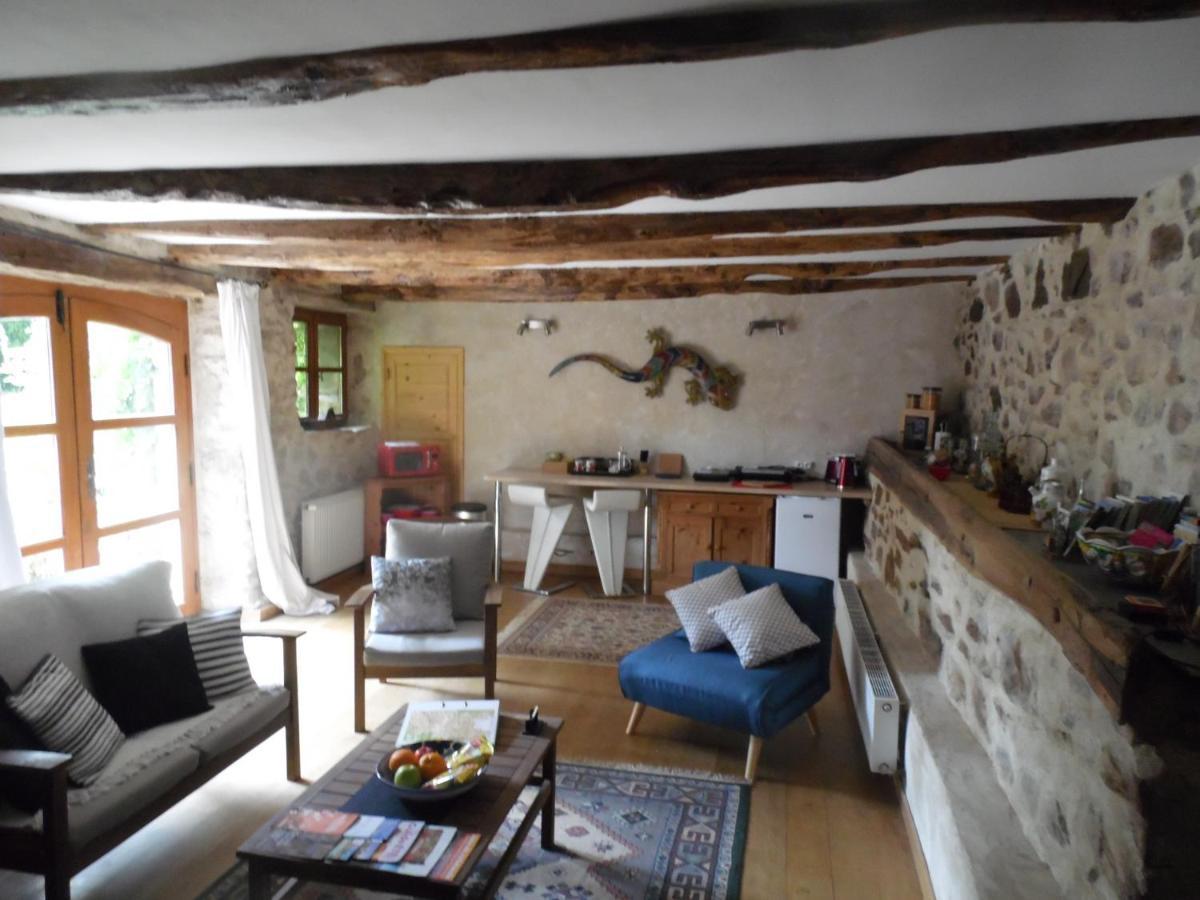 Vabre-Tizac Combecave Bed & Breakfast エクステリア 写真